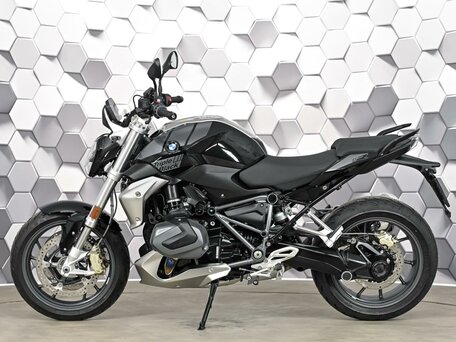 2024 BMW R 1250 R, чёрный, 1639000 рублей, вид 4