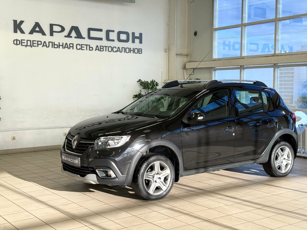 Открыть фотографии: Renault Sandero II Рестайлинг