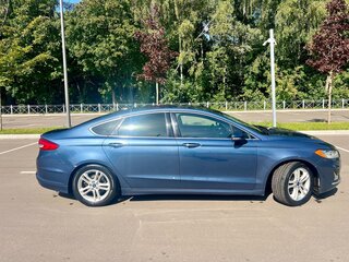 2018 Ford Fusion (North America) II Рестайлинг, синий, 1300000 рублей, вид 4