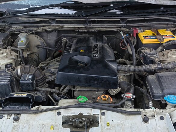 2005 Suzuki Escudo III, белый - вид 14