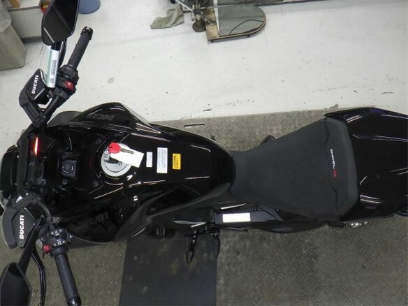 2024 Ducati Diavel V4, чёрный, 2480000 рублей - вид 9