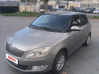 2013 Skoda Fabia II Рестайлинг, бежевый, 810000 рублей, вид 1