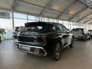2025 Hongqi HS3, чёрный, 3199000 рублей, вид 2