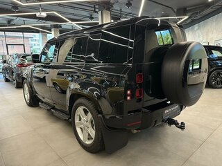 2020 Land Rover Defender 110 II, чёрный, 4800000 рублей, вид 5