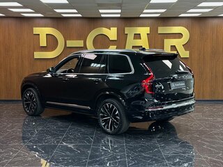 2026 Volvo XC90 B5 II Рестайлинг 2, чёрный, 10681660 рублей, вид 4