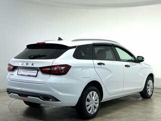 2024 Lada (ВАЗ) Vesta SW I Рестайлинг (NG), белый, 1350000 рублей, вид 4