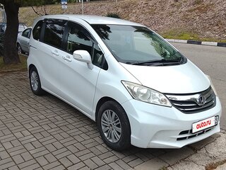 2014 Honda Freed I Рестайлинг, белый, 1180000 рублей, вид 2