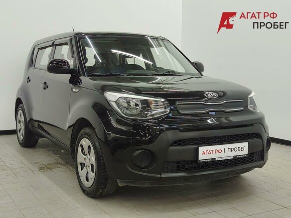 2019 Kia Soul II Рестайлинг, чёрный, 1670000 рублей