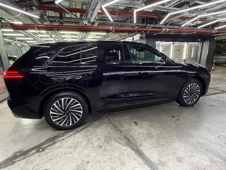 2025 Exeed Exlantix ET, чёрный, 4750000 рублей, вид 3