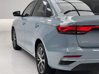 2023 Geely Emgrand II, серый, 1100007 рублей, вид 5