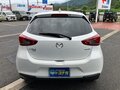 2022 Mazda 2 III (DJ) Рестайлинг, белый, 890700 рублей - вид 4