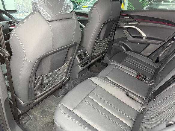 2025 Audi Q5 45 TFSI III (GU), синий, 9600000 рублей - вид 17