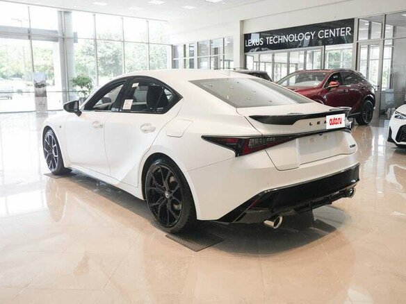 2026 Lexus IS 350 III Рестайлинг 3, белый, 11278914 рублей - вид 14