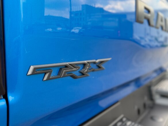 2021 Ram 1500 Crew Cab TRX V, синий, 10490000 рублей - вид 20