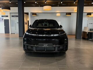 2025 Li Auto (Lixiang) L7 52.3 kWh I Рестайлинг, чёрный, 10590000 рублей, вид 2