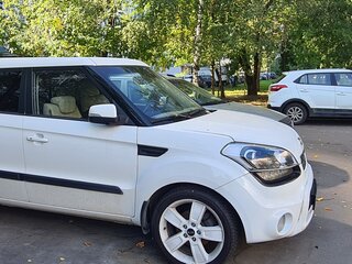 2012 Kia Soul I Рестайлинг, белый, 1200000 рублей, вид 1