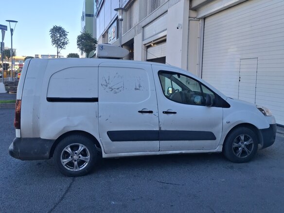 2013 Peugeot Partner, белый, 580000 рублей - вид 4