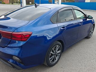 2022 Kia Forte III Рестайлинг, синий, 2250000 рублей, вид 3