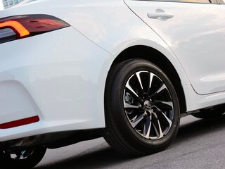 2026 Toyota Corolla XII (E210) Рестайлинг 2, белый, 3020000 рублей, вид 3