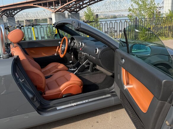 2000 Audi TT I (8N), серый, 1550000 рублей - вид 13