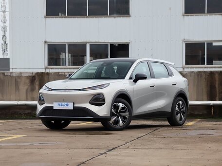 2026 Changan Qiyuan Q05 51.9 kWh II, серебристый, 2380000 рублей, вид 1