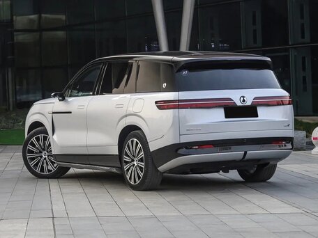2026 Denza N9 75.3 kWh, серебристый, 11600000 рублей, вид 4