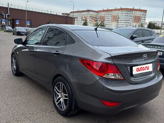 2014 Hyundai Solaris I, серый, 700000 рублей, вид 5