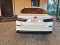 2019 Kia Optima IV Рестайлинг, белый, 1950000 рублей - вид 3