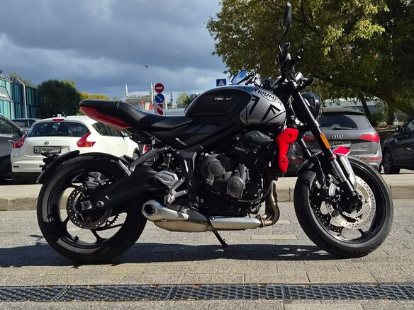2021 Triumph Trident 660, серый, 820000 рублей - вид 13