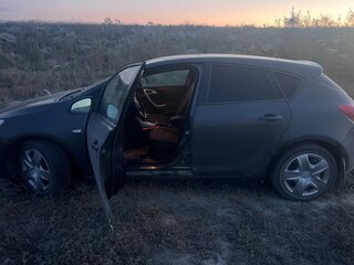2011 Opel Astra J, серый, 690000 рублей, вид 3