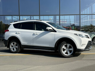 2013 Toyota RAV4 IV (XA40), белый, 1610000 рублей, вид 1