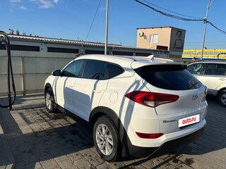 2016 Hyundai Tucson III, белый, 2250000 рублей, вид 3