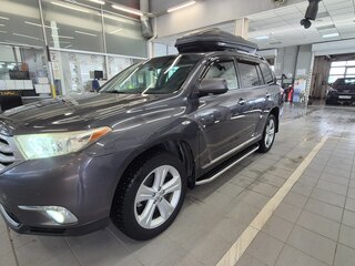 2011 Toyota Highlander II (XU40) Рестайлинг, серый, 1870000 рублей, вид 2