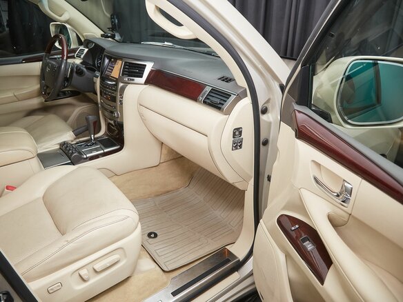 2012 Lexus LX 570 III Рестайлинг, бежевый, 4097000 рублей - вид 15