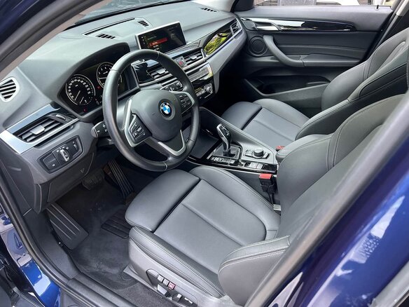 2021 BMW X2 sDrive20i I (F39), синий, 1600000 рублей - вид 10