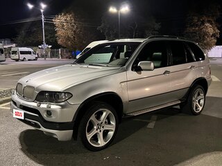 2005 BMW X5 4.4i I (E53) Рестайлинг, серебристый, 1000000 рублей, вид 1