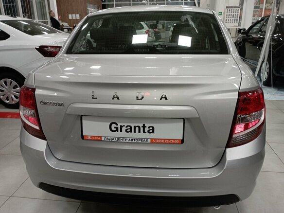 2026 Lada (ВАЗ) Granta I Рестайлинг, серебристый - вид 7