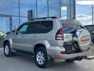 2005 Toyota Land Cruiser Prado 5-speed 120 Series, бежевый, 1890000 рублей, вид 2