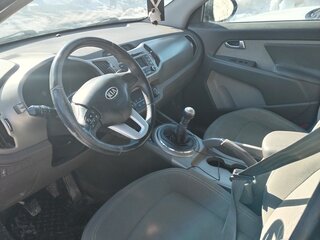 2010 Kia Sportage III, серебристый, 1000000 рублей, вид 5