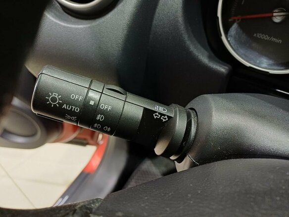 2008 Nissan Qashqai+2 I, красный - вид 16