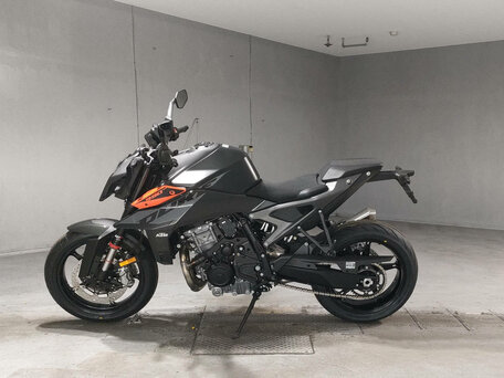 2024 KTM 990 Duke, серый, 1240000 рублей, вид 2