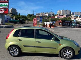 2006 Ford Fiesta Mk5, зелёный, 160000 рублей, вид 3