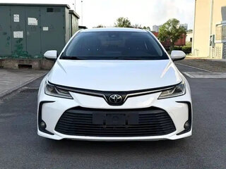 2024 Toyota Corolla XII (E210) Рестайлинг, белый, 1220000 рублей, вид 2