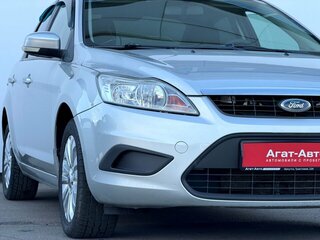 2011 Ford Focus II Рестайлинг, серебристый, 672000 рублей, вид 4