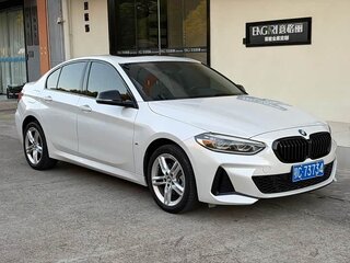 2023 BMW 1 серии 120i III (F52) Рестайлинг, белый, 1435000 рублей, вид 3