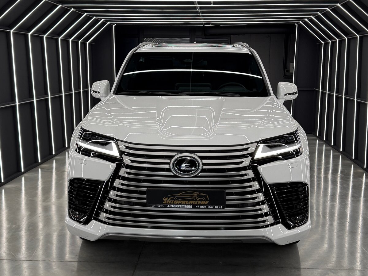 Открыть фотографии: Lexus LX IV