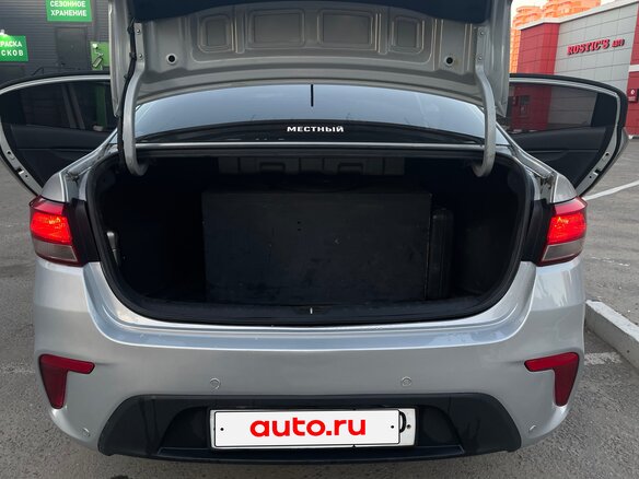2017 Kia Rio IV, серебристый, 1100000 рублей - вид 10