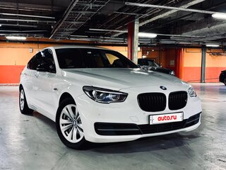 2013 BMW 5 серии Gran Turismo 535i xDrive VI (F10/F11/F07) Рестайлинг, белый, 2900000 рублей, вид 2