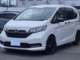 2022 Honda Freed II Рестайлинг, белый, 1239000 рублей, вид 1