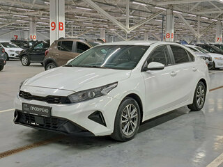 2021 Kia K3 II Рестайлинг, белый, 1899000 рублей, вид 5